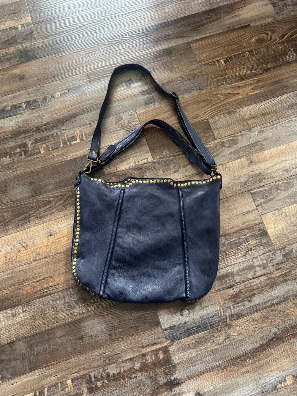Bolsa Nova Navy Leather Shoulder Bag with Gold Stud Trim